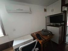 准动迁房!大木桥路地铁口三轨交汇!1953年房龄!单价总价低