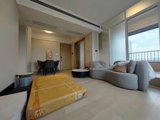 大横厅东户 720带车位 有钥匙随时看房 保养的好 找有缘人