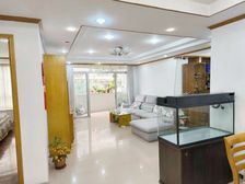 东城花园,低层套内103平方3房2卫精装修南朝向