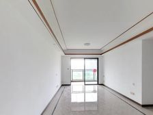 世茂国风一线看江 中层南向大三房 全新没住