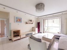 地铁六号线 锦堂菜市场旁 精装大三室两卫 可议