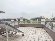 独栋别墅 随时交易 客厅挑空 带地下两层 今年小区已成交两套