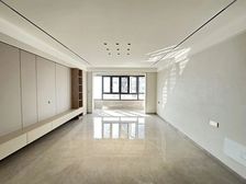 房东置换已经买好了房子,非常诚心,就等你来看房砍价