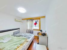 新上 随时看房 小区花园位置,双南小两房,置换诚售