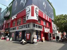 江汉路步行必看丨品牌24万年租金丨能餐饮有外摆区丨超大人流量