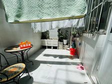 喜欢院子看过来 天乐小区 温馨三房 精装修 带固定车位