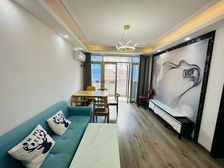 体育中心站旁 通波小区 现浇房 南北直通两房 楼层