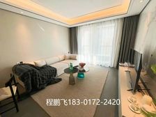三房结构(业主因资金周转 )忍痛割爱 价格还可谈 带固定车位