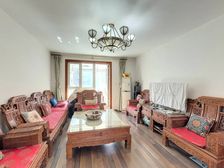 普雅花园洋房二楼小三居 客厅带阳台近门口出行便利