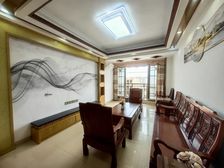 新县城广场附近电梯3房 壹品翡翠湾大小区 现状出售49.8