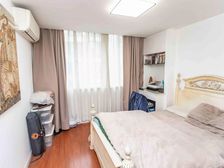 新北小区 1室1厅1卫 精装修 165万元 37.5平米