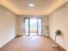 业主急售,性价比高,房屋交通便利,配套设施齐全