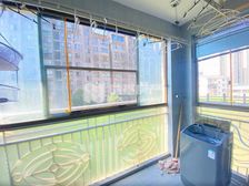 交通便利!户型好!3室2厅2卫1阳台业主急售