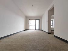 新九龙步行街三街区 105.05平4居 南向毛坯 着急出售