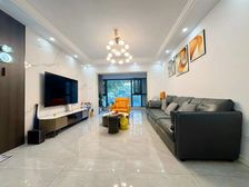 保利天汇 4室2厅 南