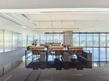 特价115元一平。200一3000平。长富金茂大厦。创凌通。