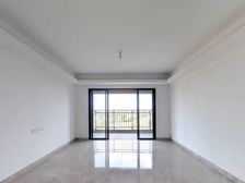 笋房:美的花湾城,全新装修没住过,楼下就公立學 校