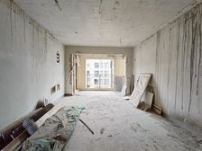 真真真实在售,顶跃带屋顶花园,带车位,视野开阔。