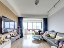 中环内,电梯小高层复试,买壹层送壹层,接受置换,中介费0.5