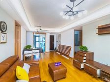 绿地天呈 118.26平3居 南向精装修 随时签约