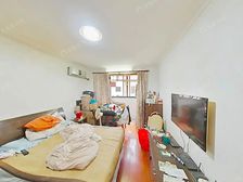 毗邻长风公园,出门轨交口,边套全明南北通,户型正气,大悦城