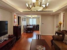 远洋万和四季 双卫格局 满五 有电梯 豪华精装 房龄新