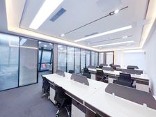 特价20元,国贸台商大厦高层全新轻奢豪装,设备全齐拎包办公