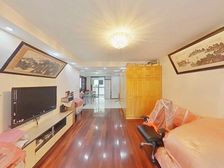 超大型社区,住在地铁上面