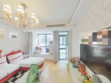 万达地铁口,送40平方花园,业主诚心下调三次,随时看房。