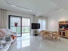 纯水岸 3室2厅 88.79平