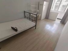 精装修双南两房 拎包入住 房东非常诚意卖 看房随时看 有密码