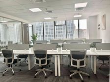 大连路双轨上盖双面采光 精装修带家具独立空调办公室出租