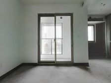 华发公园首府核心地段,核心位置,房,诚意出售 !!