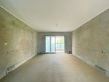 渝北区 招商雍华府 清水三房 带车位 配套齐全,出行方便。