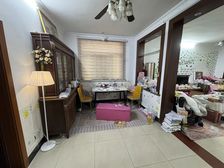 奉城 一楼带院子产权房 两房两厅一卫 拎包入住 近医院 菜场