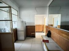 建明里小区四个大阳台大落地窗 全天采光而且明厨明卫 就此一套