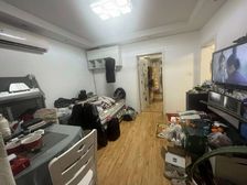 居住密度低 临地铁 楼层好 南北通透 精装修 交通便利速约!