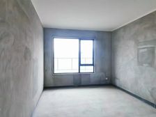 龙湖天街清水房三房,近地铁,商圈近,业主急售,地段好