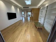 上海捷克住宅小区(公寓住宅) 南北通透 中间楼层 产权清晰