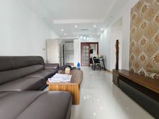 (捡耙活)业主急售 精装大三房 急售急售