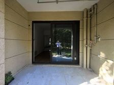 合景天悦 4室2厅2卫 毛坯 900万元