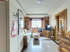 公捷苑 出门就是地铁口 双南朝向采光无忧 看房随时红本在手