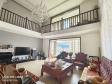 小区中间位置端头房精装修