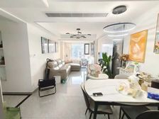 万科物业品质小区,中心位置视野开阔,豪华装修,送100平露台