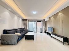 送车位 正南朝向 产权清晰 双卫格局 高楼层视野好