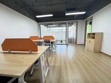 亦庄大族广场66平110平南向 精装带家具 双重隔音 可注册