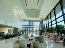 琶洲西区丨赫基大厦538方丨精装修带全套家具正对电梯口