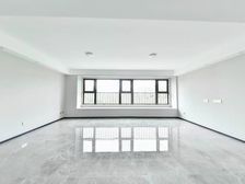 雪山万科城云湾园 带电梯 出行方便 双卫生间 近地铁 得房好