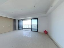 降价急售 一线湖景 精装横厅四房