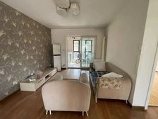 名士豪庭3区新上 南北通透两居室 带车位地下室 看房方便